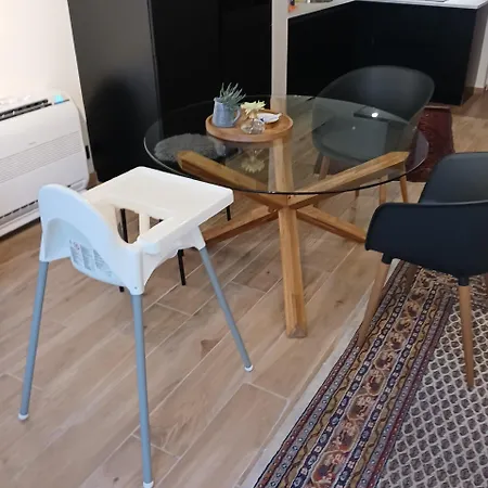 Capucineau - Excellent Location Apartamento